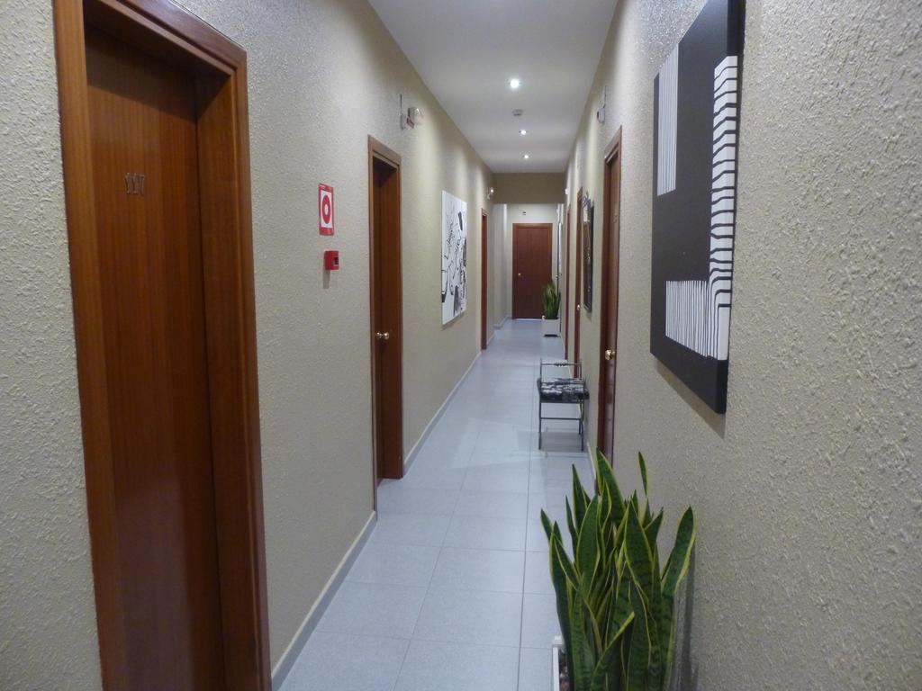 Pension Iznajar Barcelona Exterior foto