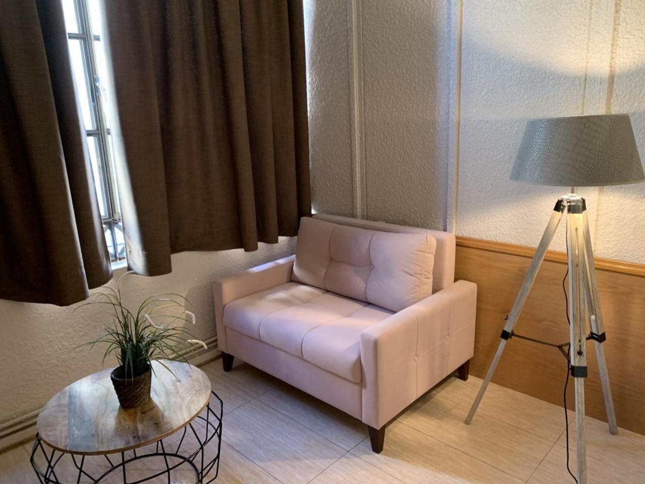 Pension Iznajar Barcelona Exterior foto